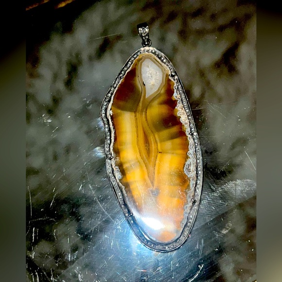 S.Carter Designs Diamond Agate Slice Pendant - Picture 2 of 4